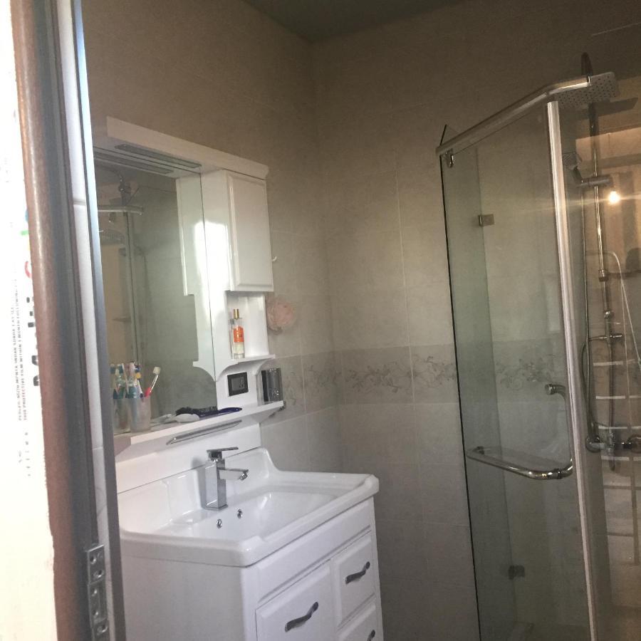 Warm Flat Apartment โกนิโอ ภายนอก รูปภาพ