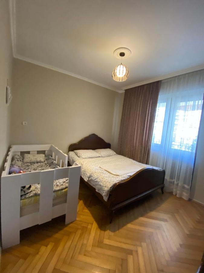 Warm Flat Apartment โกนิโอ ภายนอก รูปภาพ