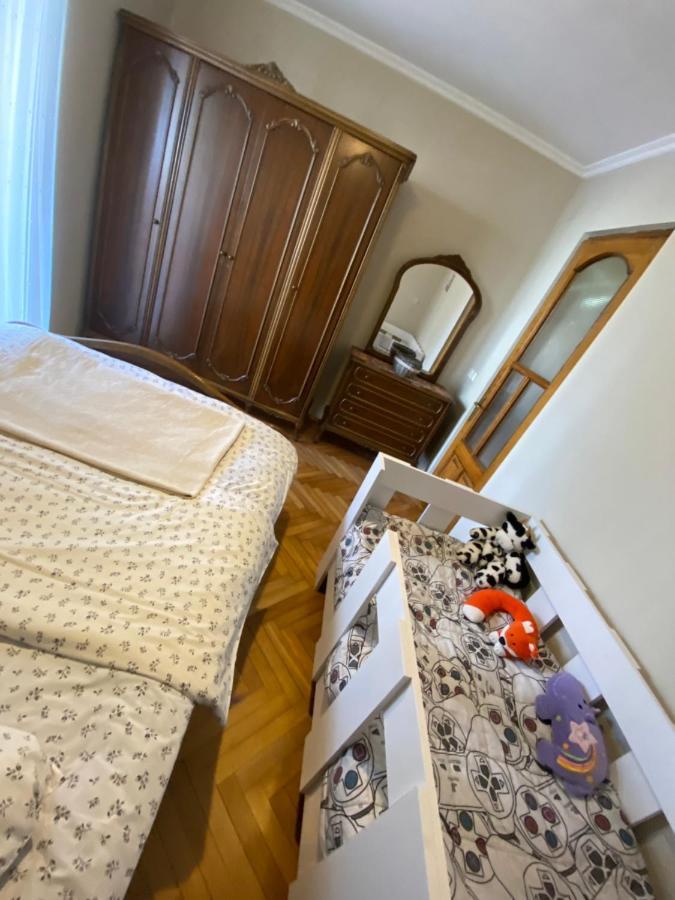 Warm Flat Apartment โกนิโอ ภายนอก รูปภาพ